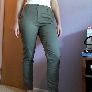 GAP Girlfriend Chino Green